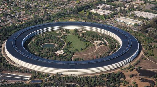 库克：苹果员工要到2021年初才会回到美国办公室